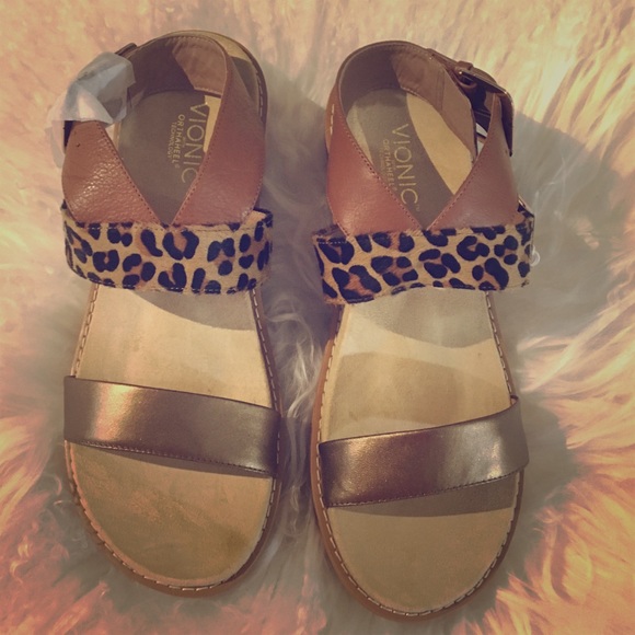 Vionic Shoes - Vionic Cancun bronze new size 10